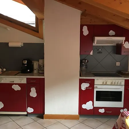 Le Tambour Apartment *